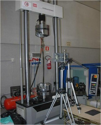 Tensile-Compression-Fatigue equipment II.jpg Tensile-Compression-Fatigue equipment II.jpg